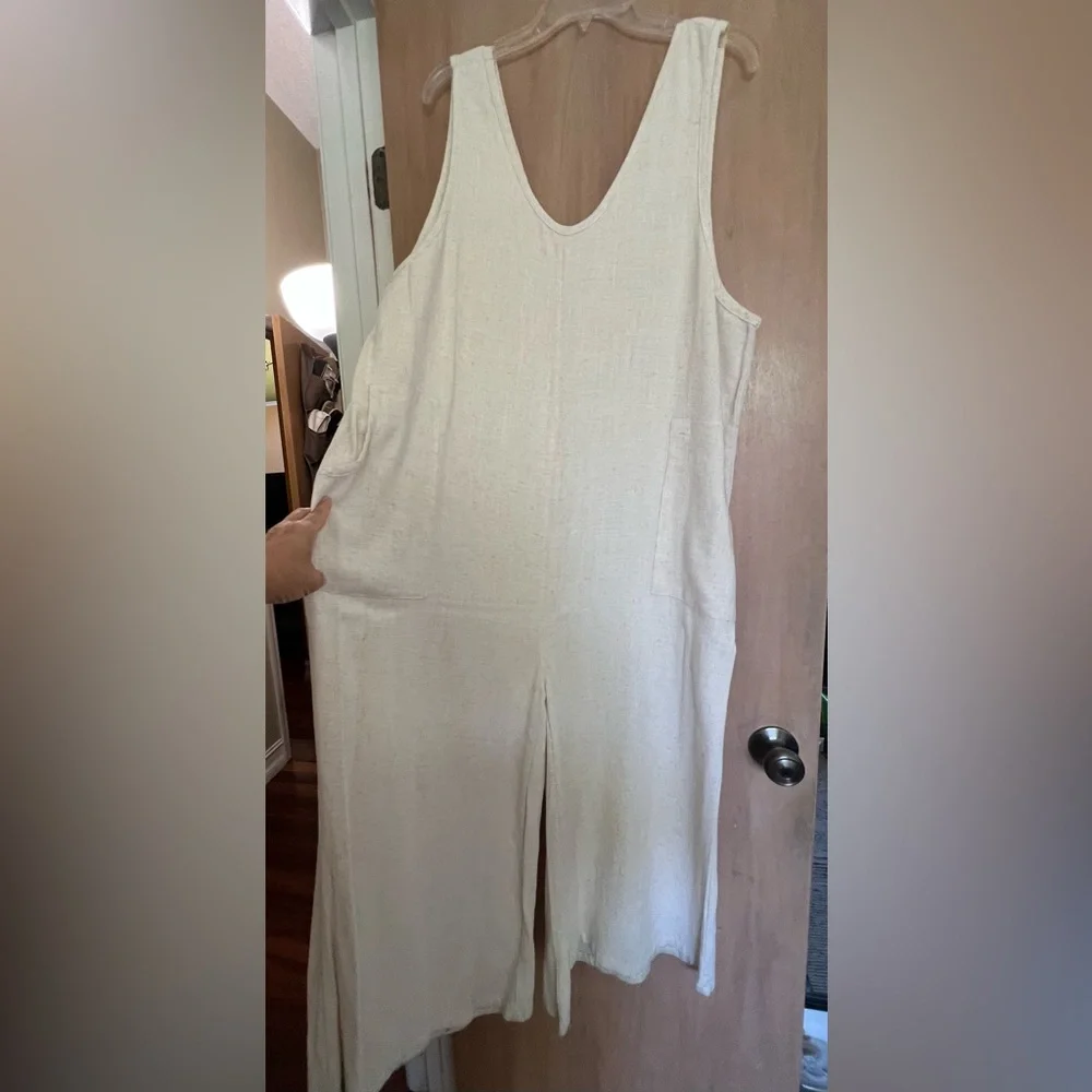 Treasure & Bond Cream Jumpsuit - Picture 2 of 8